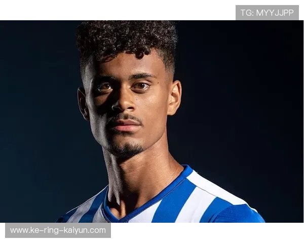 波尔图贡萨洛中场挑传助攻前场飞奔射门成功——这场精彩进攻的幕后英雄